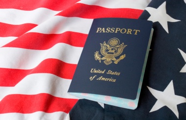 Občanství USA : Kdo na něj má nárok, kdo ho dle zákona dostane?